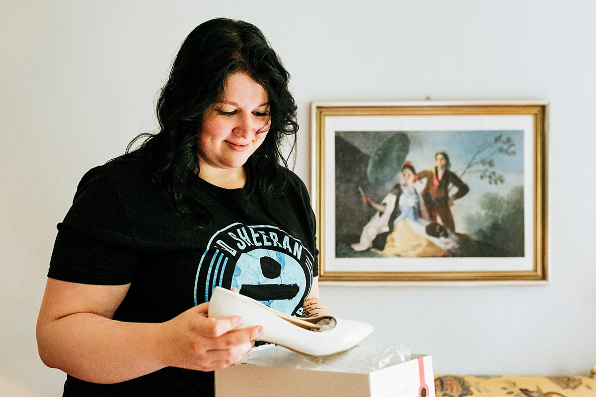 brautschuhe hochzeitsschuhe hochzeit auf burg wanzleben reportage getting ready vorbereitung