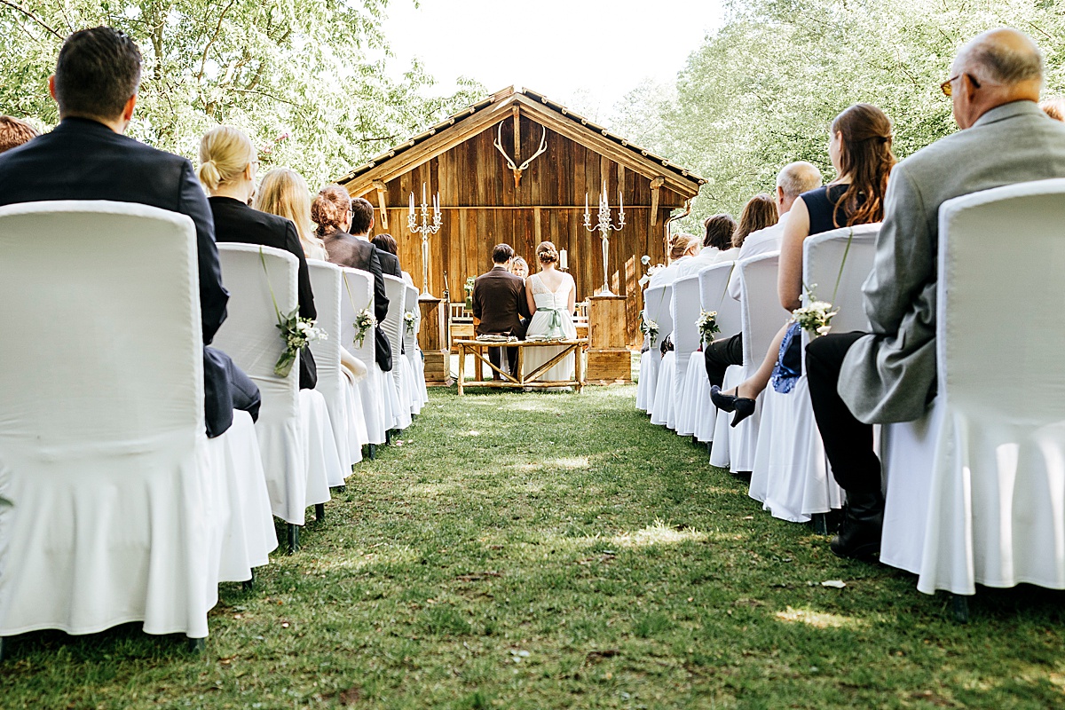 trauung hochzeit freietrauung hochzeitstag spreewald brautpaar hochzeitsfotografie 