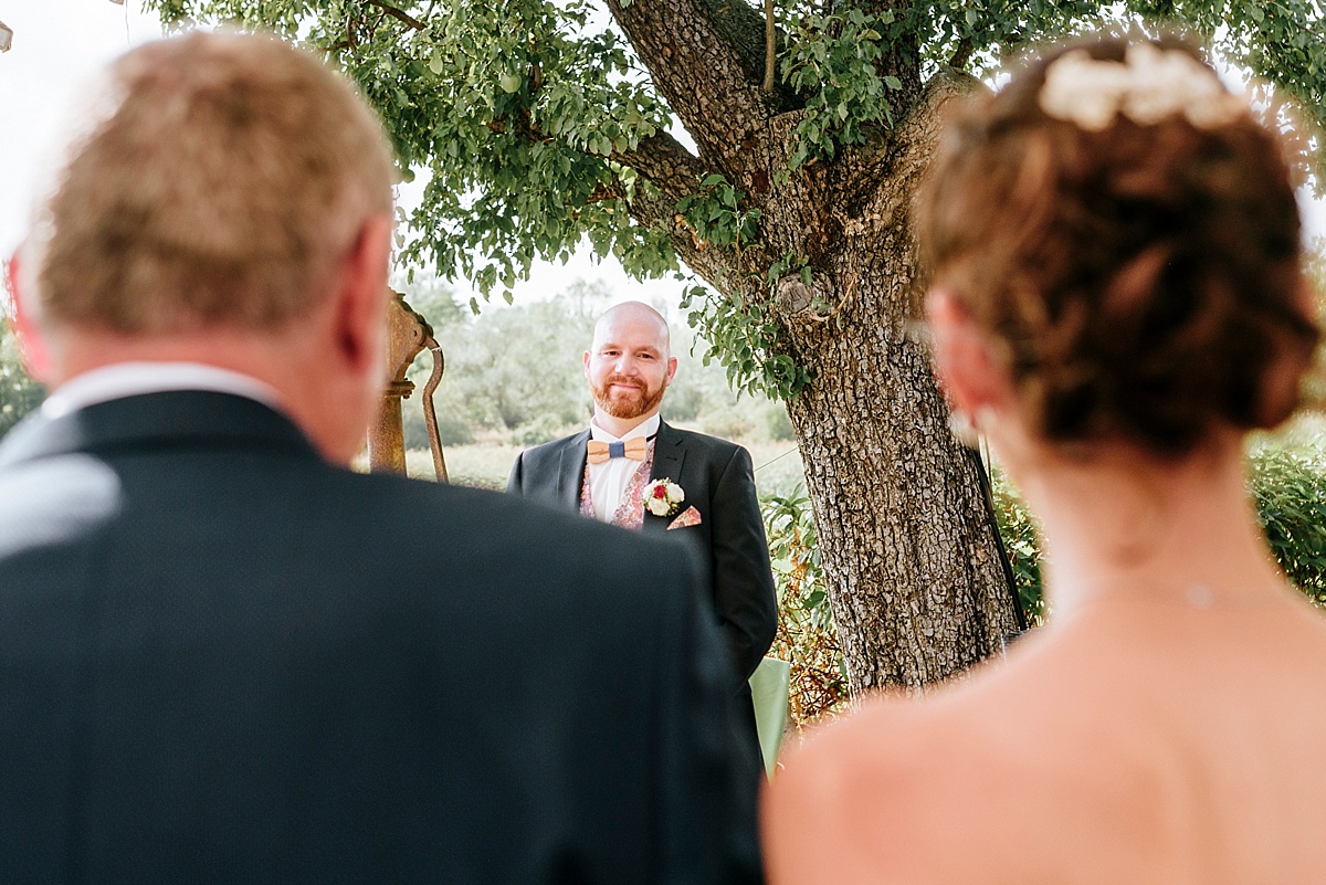 first look, magdeburg hochzeitsfotograf, restaurant die Kirche magdeburg