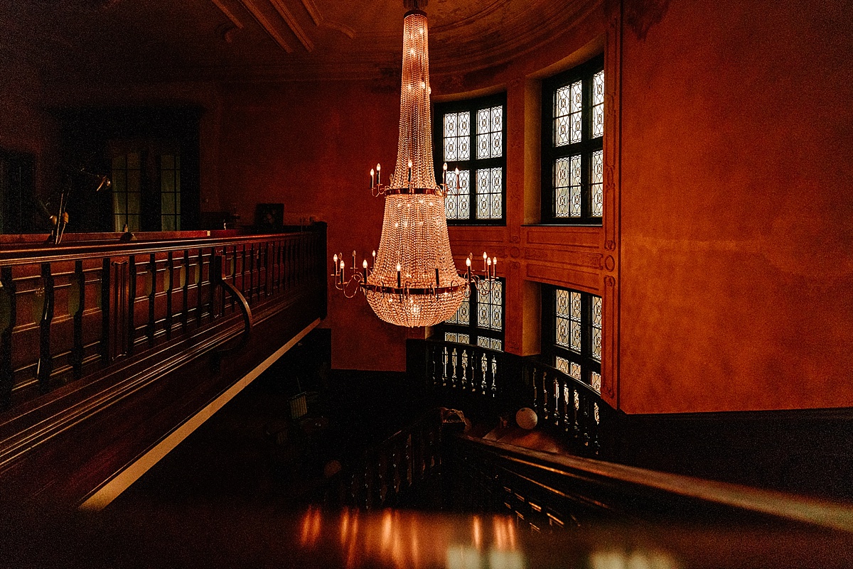 Kronleuchter Schloss Beesenstedt - Hochzeitsfotografie