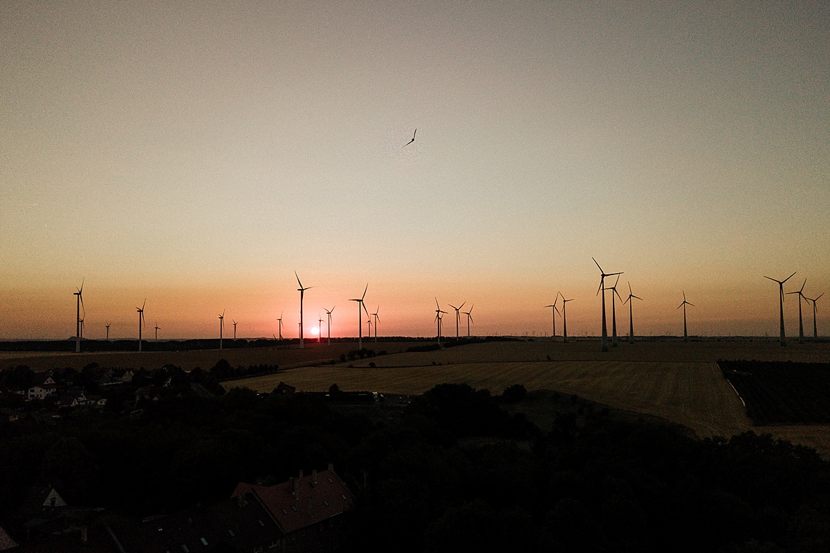 sunset sonnenuntergang hochzeit auf schloss beesenstedt dronenbild dji mavicpro hochzeitsfotograf
