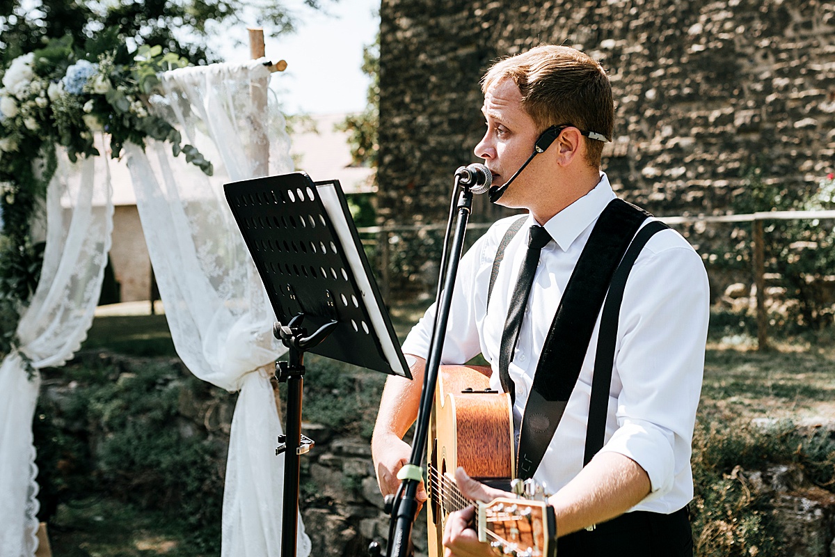 gitarrenspieler gitarre guitarplayer musik wedding hochzeit wanzleben fotograf magdeburg