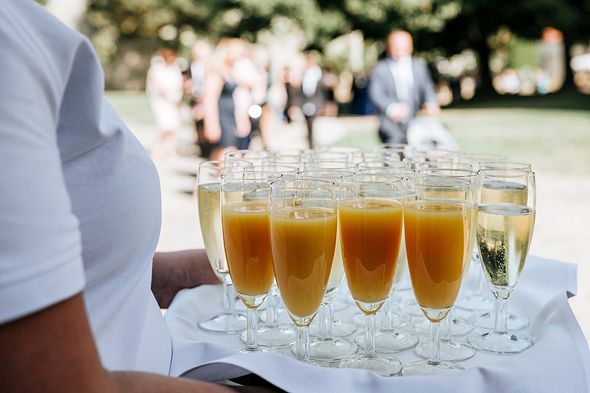 sekt orangensaft sektempfang people hochzeitsfeier wedding drinks fotograf magdeburg