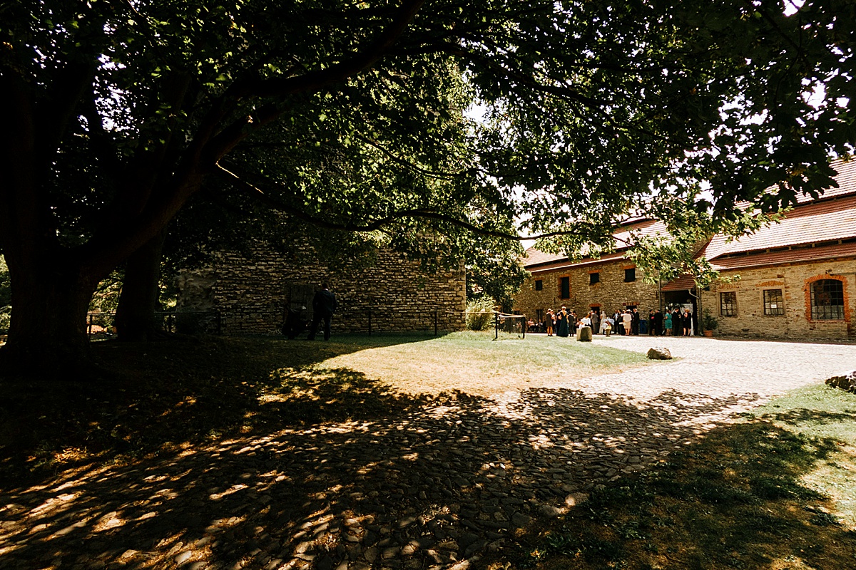 kornhaus der burg wanzleben sommertag hochzeitslocation hochzeitsfotografie wedding