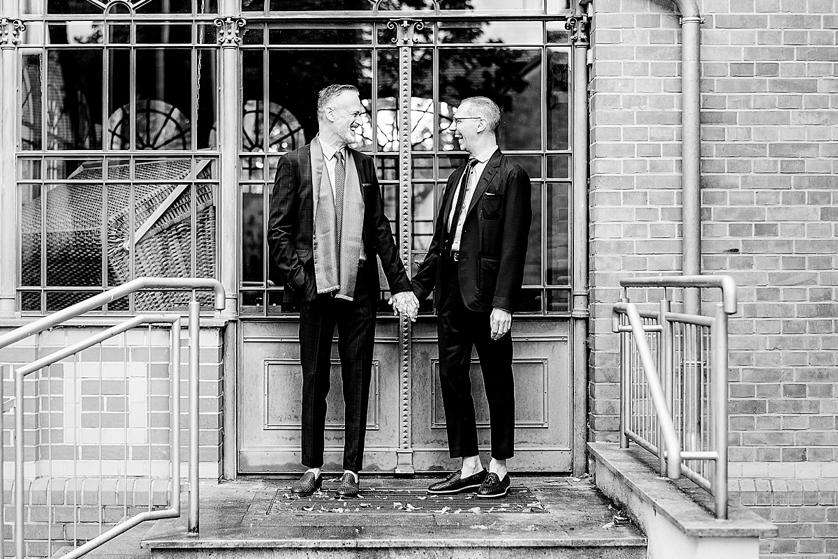 paarbild hochzeitsbild portraitshooting fotograf usedom hochzeitsfotograf bw