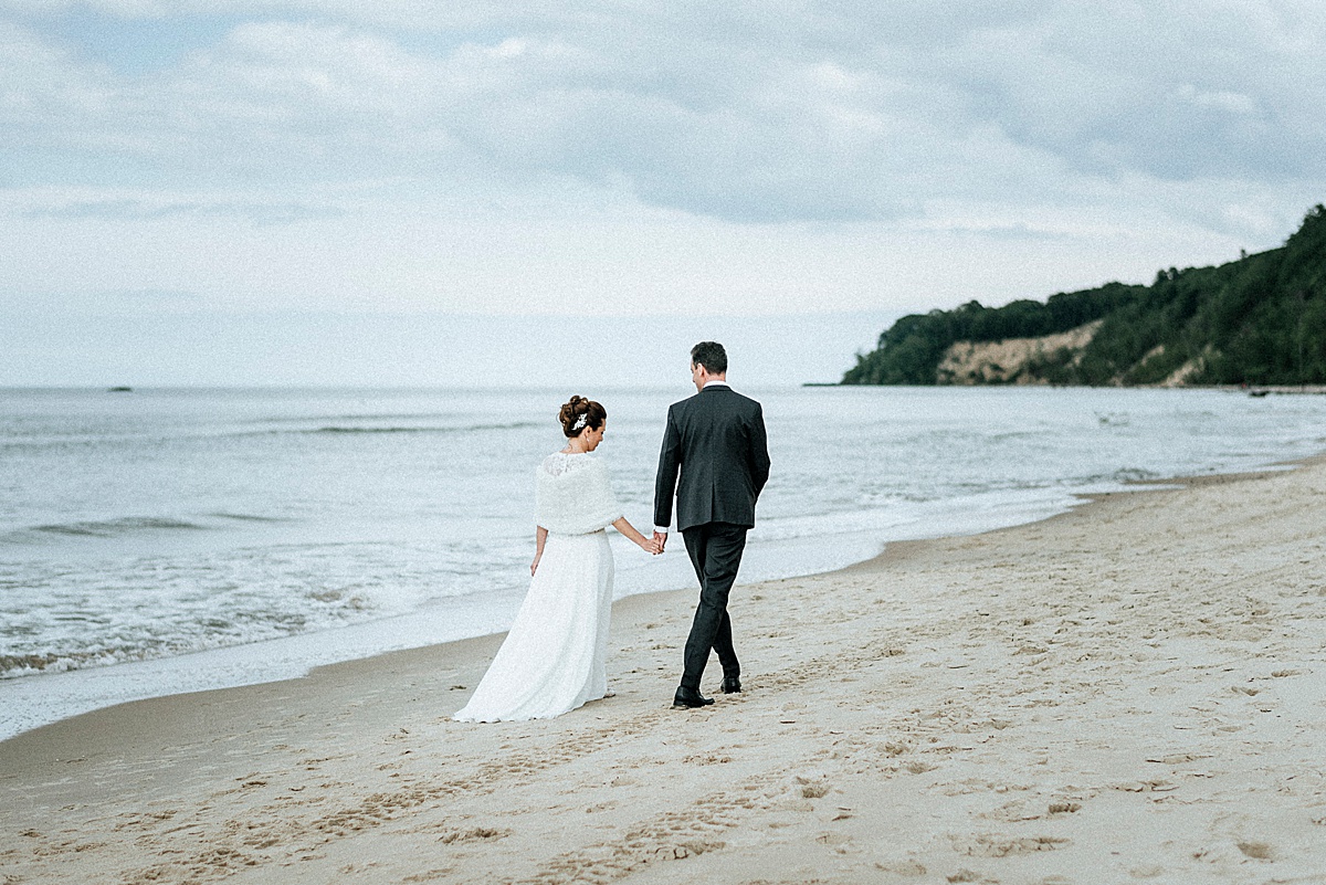 strandspaziergang strand sandstrand göhren nordstrand rügen ostsee insel hochzeitsfotograf hochzeit