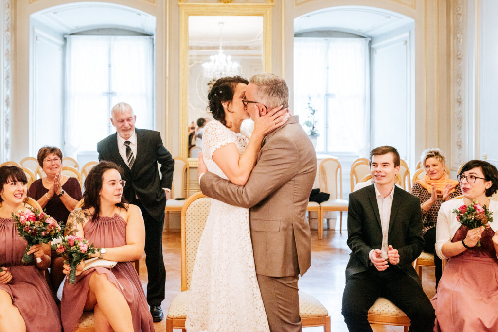 hochzeitsfotografie Schleiz, erster kuss, first kiss, hochzeitsfoto