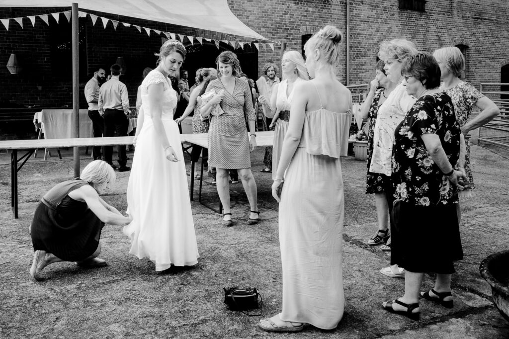 hochzeitsreportage aus köthen anhalt, echte momente, braut